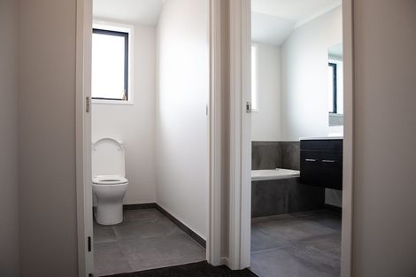 Photo of property in 6 Pa Tuna Lane, Hurdon, New Plymouth, 4310