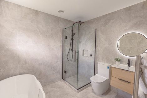 Photo of property in 25 Derrett Place, Saint Martins, Christchurch, 8022