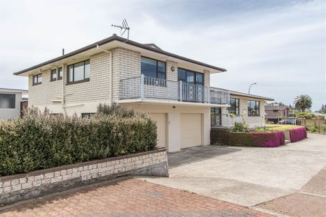 Photo of property in 4 Pokaka Place, Inglewood, 4330