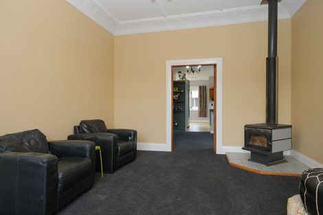 Photo of property in 21 West Avenue, Saint Clair, Dunedin, 9012