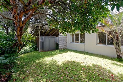 Photo of property in 2/12 Fairway Avenue, Mount Maunganui, 3116