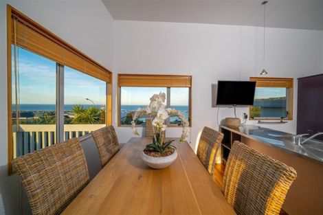 Photo of property in 5 Dunkeld Lane, Redcliffs, Christchurch, 8081