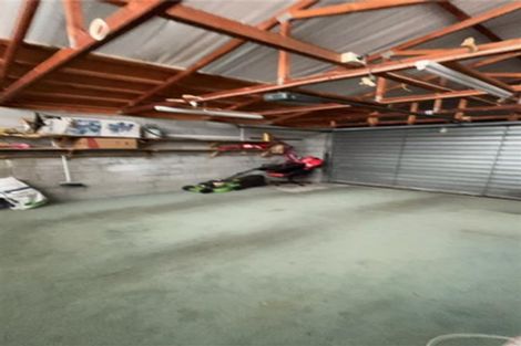 Photo of property in 28 Breakwater Road, Moturoa, New Plymouth, 4310