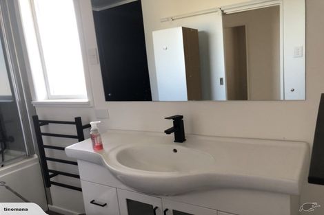 Photo of property in 5 Tainui Street, Castlecliff, Whanganui, 4501