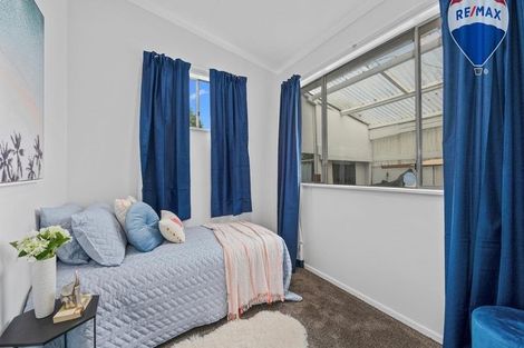 Photo of property in 2/71 Hikurangi Street, Trentham, Upper Hutt, 5018