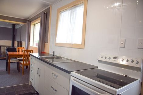 Photo of property in 210 Bay Road, Grasmere, Invercargill, 9810