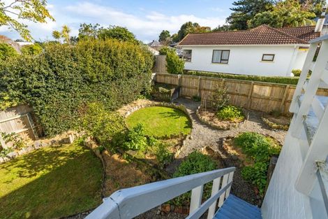 Photo of property in 5 Price Street, Westown, New Plymouth, 4310