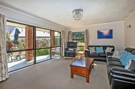 Photo of property in 9 Matthews Place, Taradale, Napier, 4112