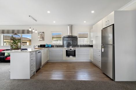 Photo of property in 4 Harmens Way, Greerton, Tauranga, 3112