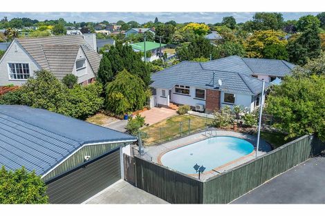 Photo of property in 19 Joyce Crescent, Ilam, Christchurch, 8041