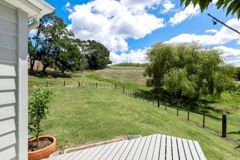 Photo of property in 72 Pebble Brook Road, Waitoki, 0994