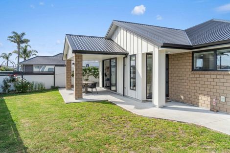Photo of property in 3 Cotula Way, Papamoa Beach, Papamoa, 3118