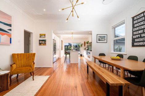 Photo of property in 15 Campbell Street, Karori, Wellington, 6012