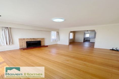 Photo of property in 14 Duncan Avenue, Te Atatu South, Auckland, 0610