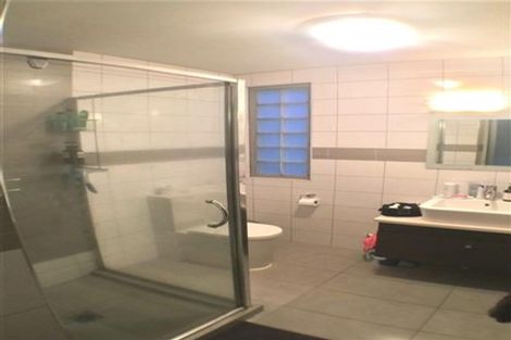 Photo of property in 35q Garnet Road, Westmere, Auckland, 1022