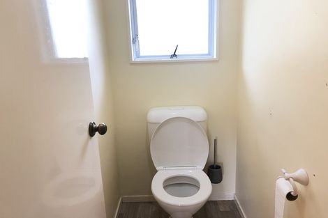 Photo of property in 1/89 Woodglen Road, Glen Eden, Auckland, 0602