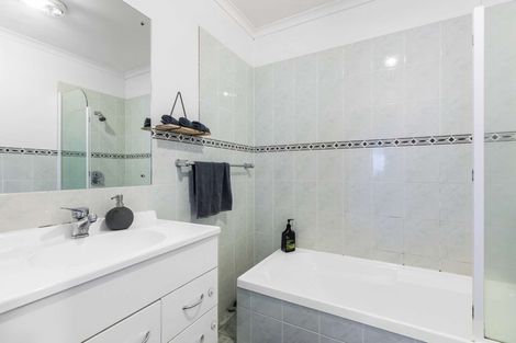 Photo of property in 6 Genesis Place, Flat Bush, Auckland, 2019