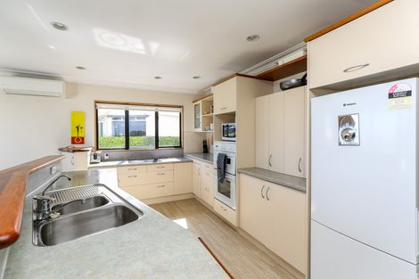 Photo of property in 85a Eliot Street, New Plymouth, 4310