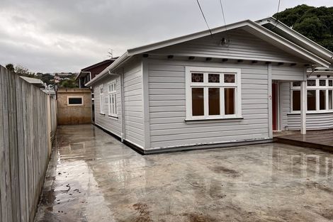 Photo of property in 42 Park Road, Miramar, Wellington, 6022