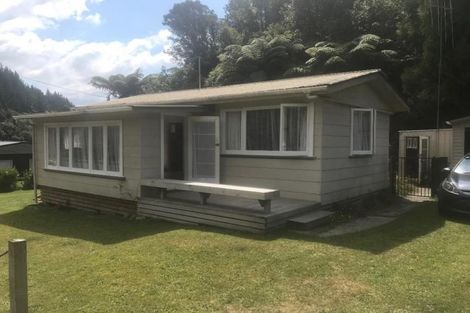 Photo of property in 37 Tombleson Road, Lake Rotoma, Rotorua, 3074