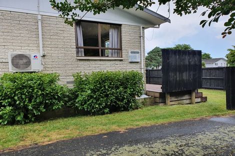 Photo of property in 4 Crescent Court, Melville, Hamilton, 3206