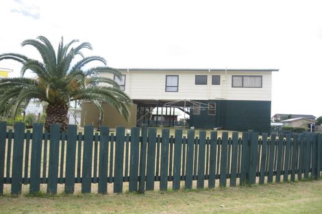 Photo of property in 28 Mako Street, Taupo Bay, Mangonui, 0494