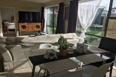 Photo of property in 16 Ropiha Street, Fitzroy, New Plymouth, 4312