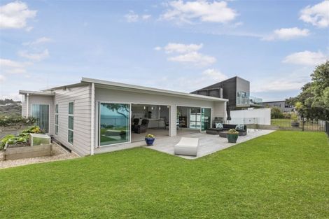 Photo of property in 63 Hawaiian Parade, Arkles Bay, Whangaparaoa, 0932