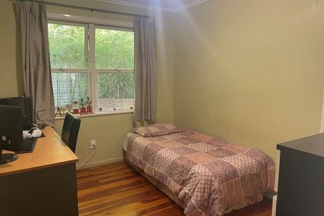 Photo of property in 21 Kelkirk Street, Kelston, Auckland, 0602