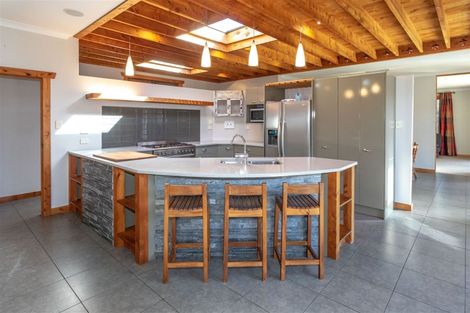 Photo of property in 13 Tudor Grove, Whitianga, 3510