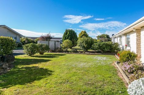 Photo of property in 99a Easther Crescent, Kew, Dunedin, 9012