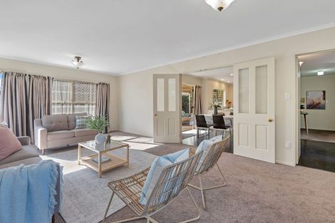 Photo of property in 16 Thelma Place, Lynmore, Rotorua, 3010