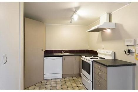 Photo of property in 6 Renfrew Street, Upper Riccarton, Christchurch, 8041