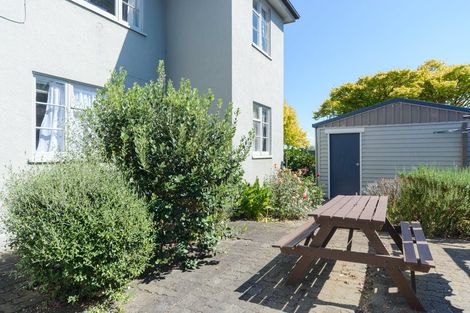 Photo of property in 16 Freyberg Street, Roslyn, Palmerston North, 4414