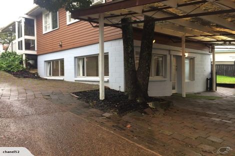 Photo of property in 2/27 Salem Place, Torbay, Auckland, 0630