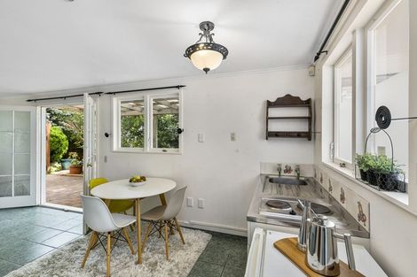 Photo of property in 49c Laings Road, Hutt Central, Lower Hutt, 5010