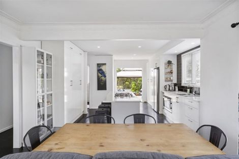 Photo of property in 117 Bruce Road, Glenfield, Auckland, 0629