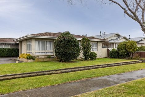 Photo of property in 800b Queen Street East, Parkvale, Hastings, 4122