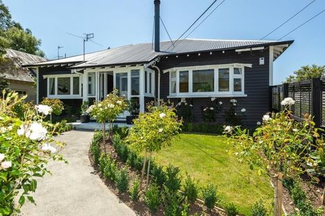 Photo of property in 60 Petrie Street, Richmond, Christchurch, 8013