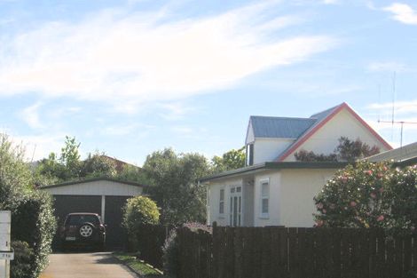 Photo of property in 71 Ngatai Road, Otumoetai, Tauranga, 3110