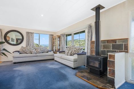 Photo of property in 7 John Witton Drive, Crofton Downs, Wellington, 6035