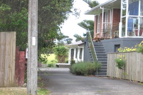 Photo of property in 1/299 Rangatira Road, Beach Haven, Auckland, 0626