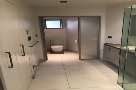 Photo of property in 26a Vipond Road, Stanmore Bay, Whangaparaoa, 0932