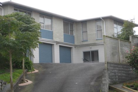 Photo of property in 8a Fairview Place, Westown, New Plymouth, 4310