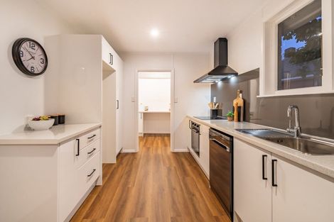 Photo of property in 1/14 Holdsworth Avenue, Trentham, Upper Hutt, 5018