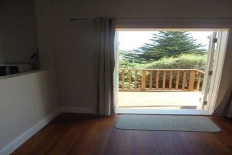 Photo of property in 7 Pembroke Road, Northland, Wellington, 6012