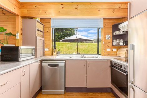 Photo of property in 1142 Moonshine Road, Judgeford, Porirua, 5381