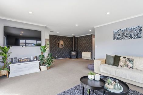 Photo of property in 48 Douglas Street, Allanton, Mosgiel, 9092