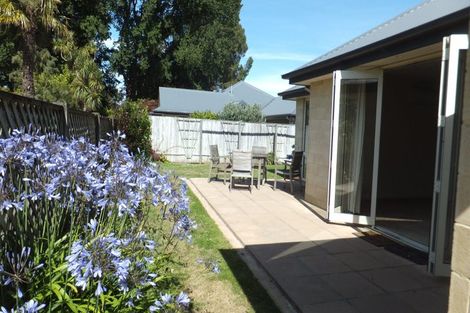 Photo of property in 14 Norwood Street, Beckenham, Christchurch, 8023