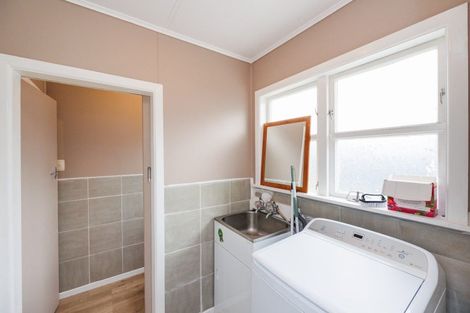 Photo of property in 30 Mccorkindale Street, Feilding, 4702